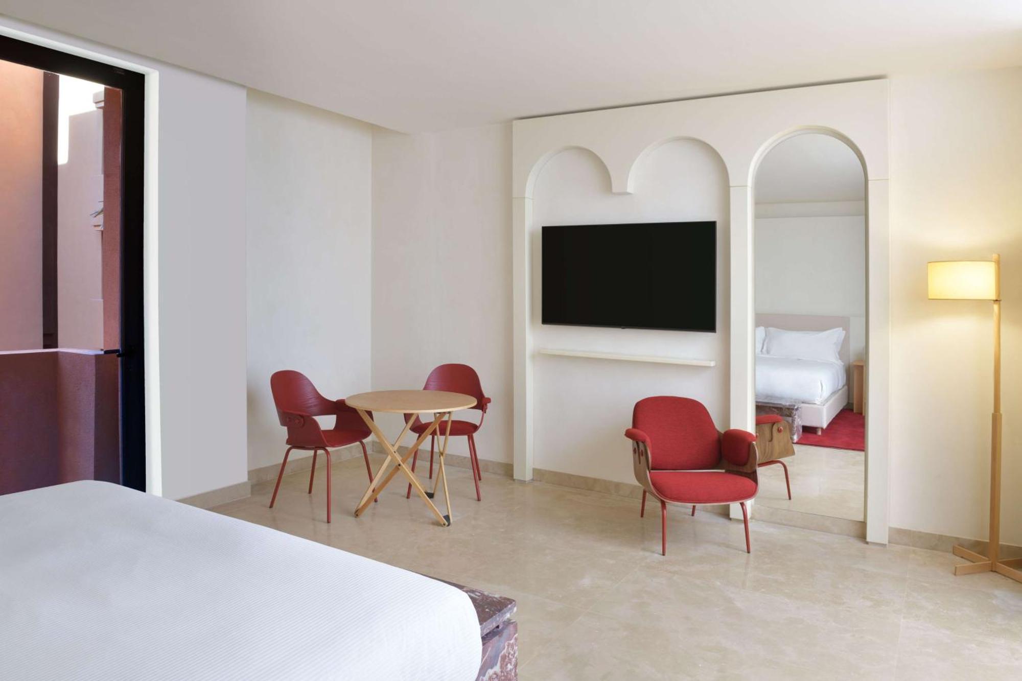 Doubletree By Hilton Ben Guerir Hotel & Residences Benguerir Eksteriør billede