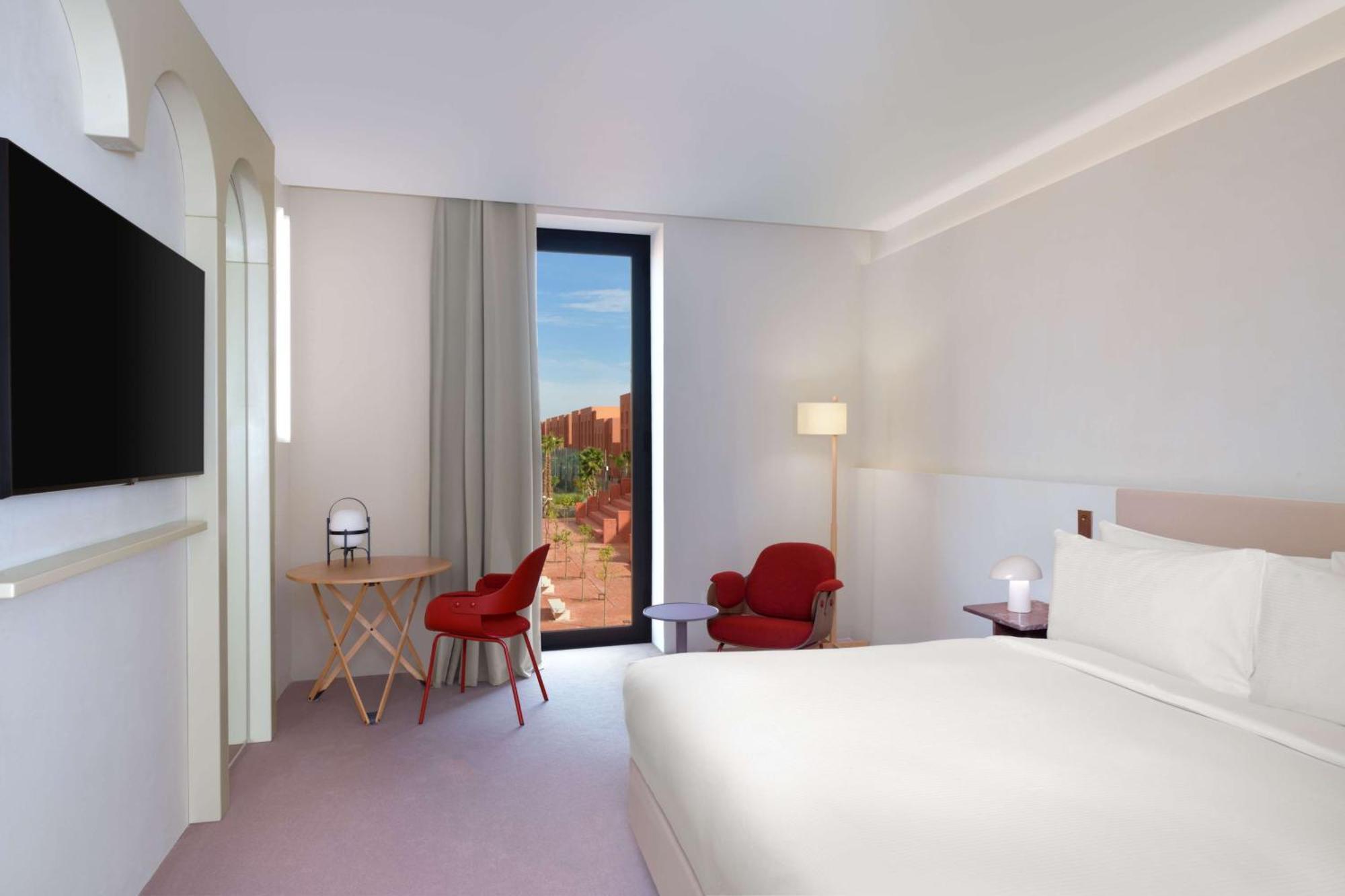 Doubletree By Hilton Ben Guerir Hotel & Residences Benguerir Eksteriør billede