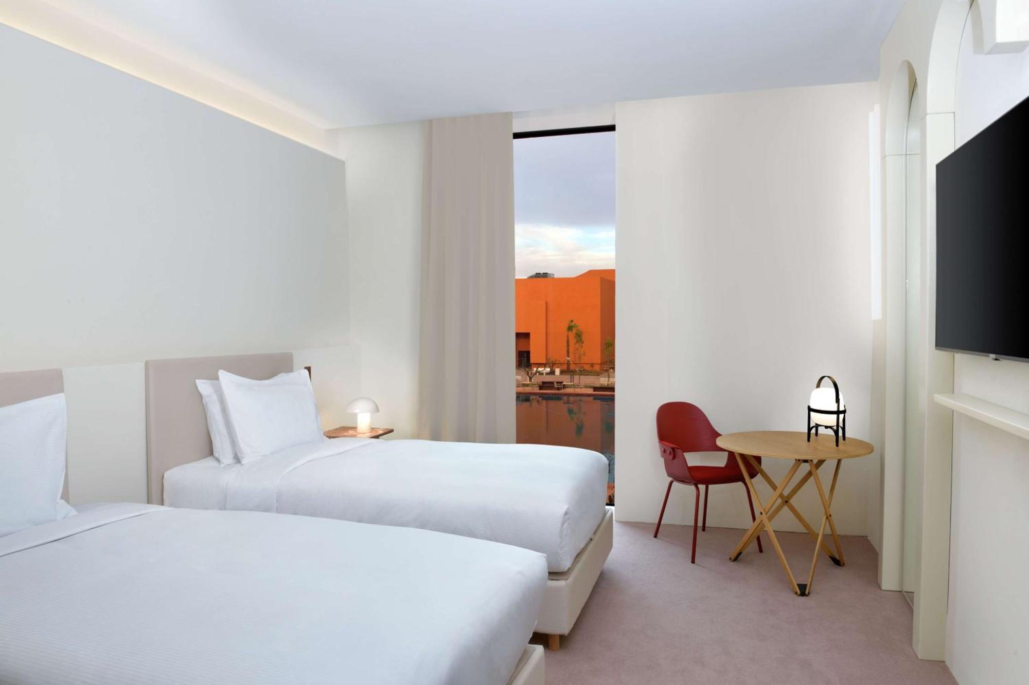 Doubletree By Hilton Ben Guerir Hotel & Residences Benguerir Eksteriør billede